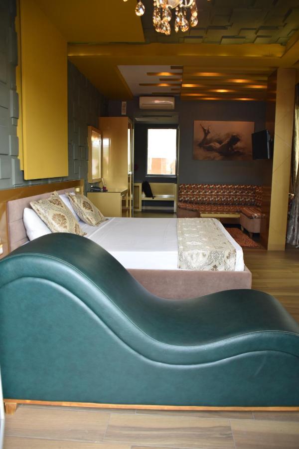 New W Hotel Tirana Eksteriør billede