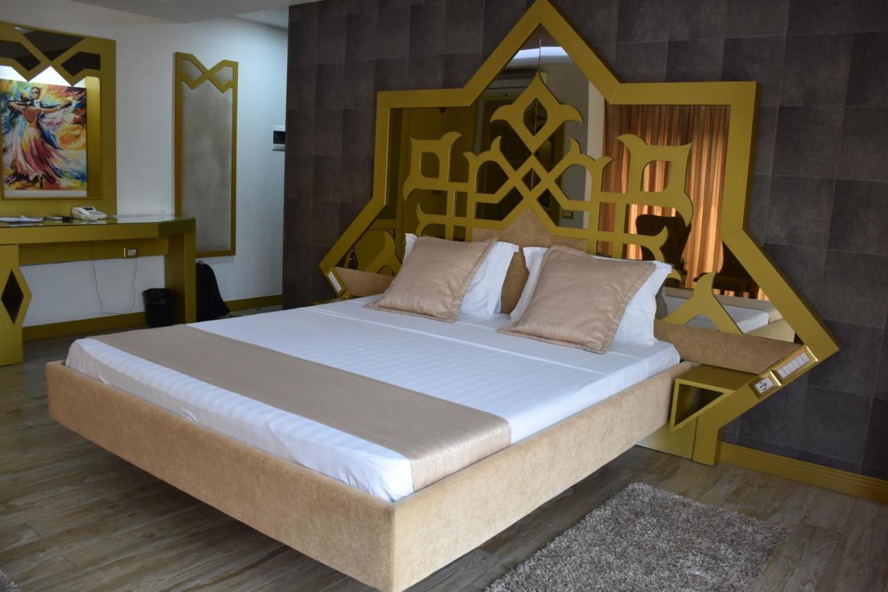 New W Hotel Tirana Eksteriør billede