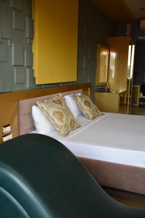 New W Hotel Tirana Eksteriør billede